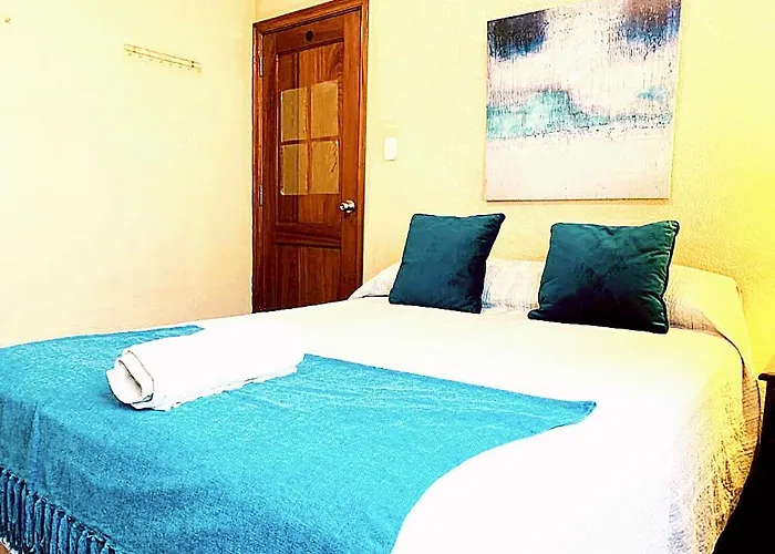Miraflores House Private Rooms